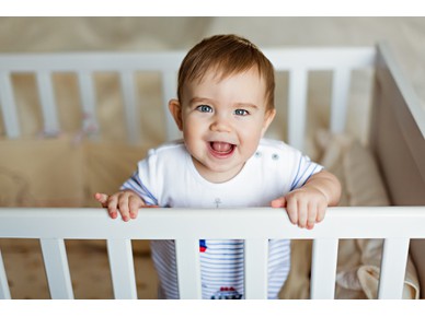 Правила за безопасност при избор и употреба на бебешката кошара